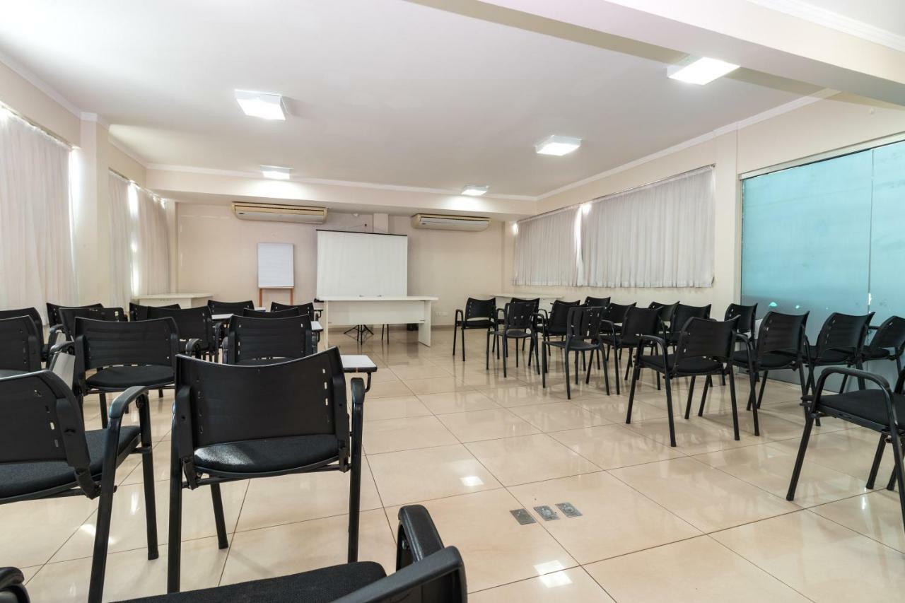 Turis Hotel Centro 캄푸그란지 외부 사진